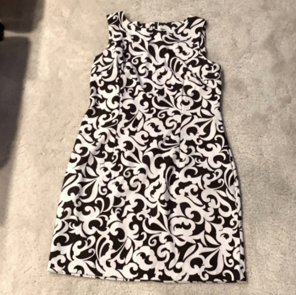 Brown floral